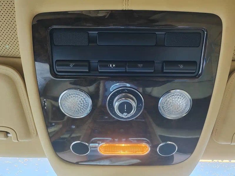 tian-yue sedan