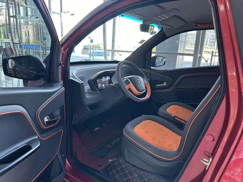 Baojun e