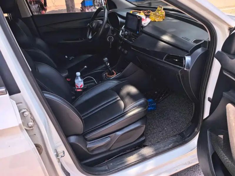 Baojun 360