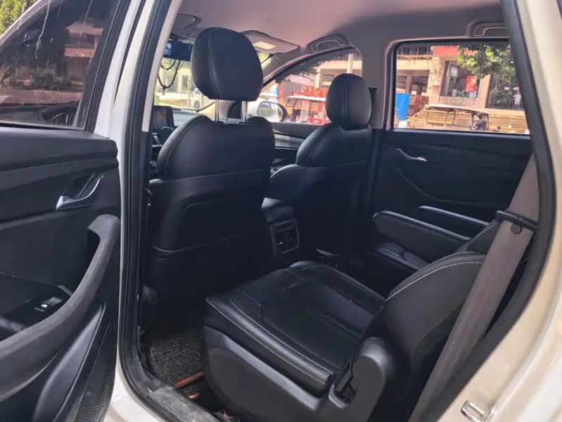 Baojun 360