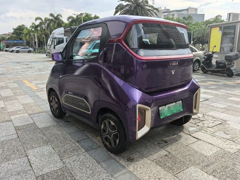 Baojun e