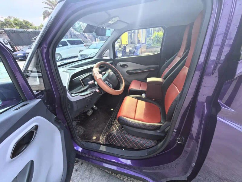 Baojun e