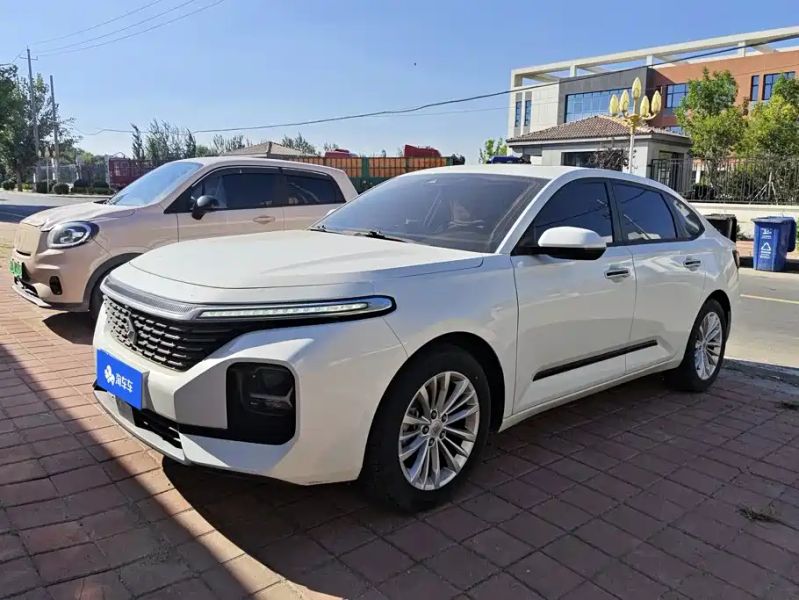 Baojun rc5
