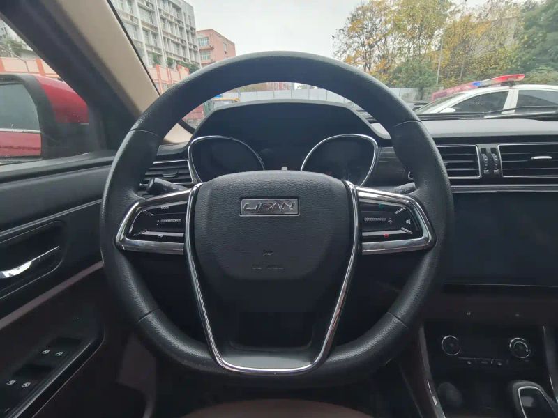 lifan maxus