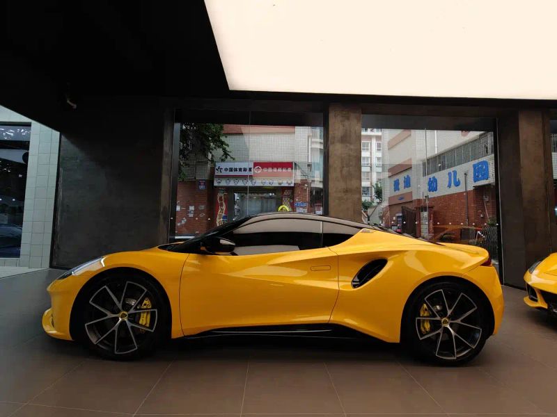 emira sports_car