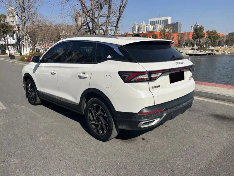yixuan ax7