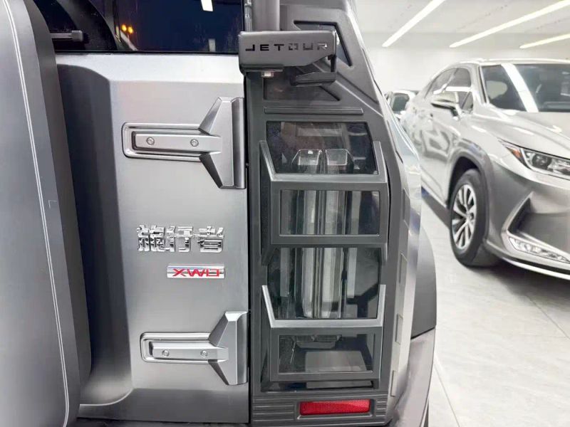 Jetour traveler