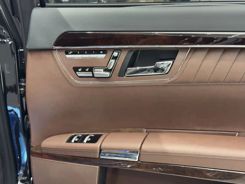 Porsche s-class