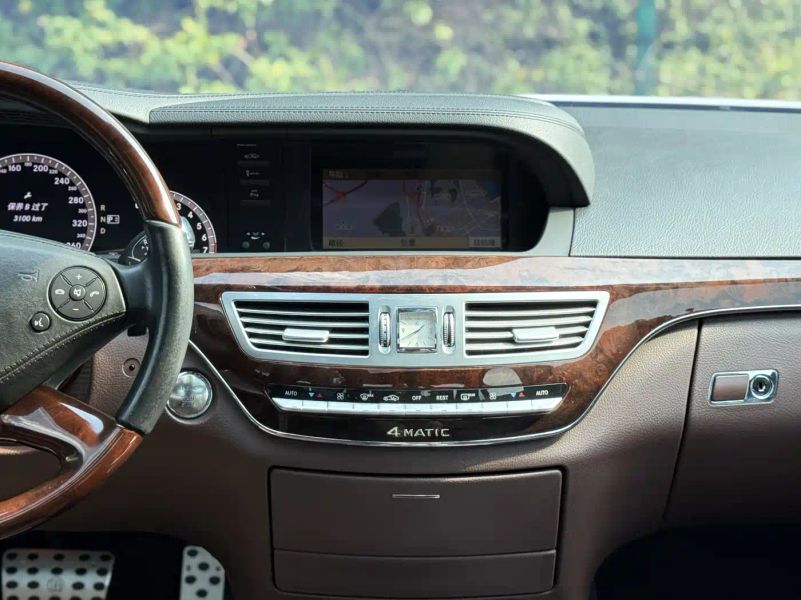 Porsche s-class