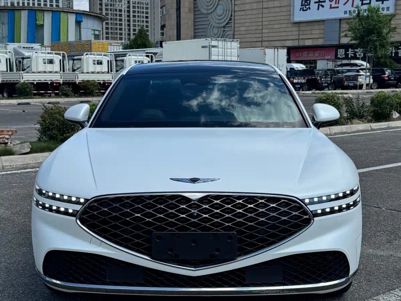 Genesis genesis-g90
