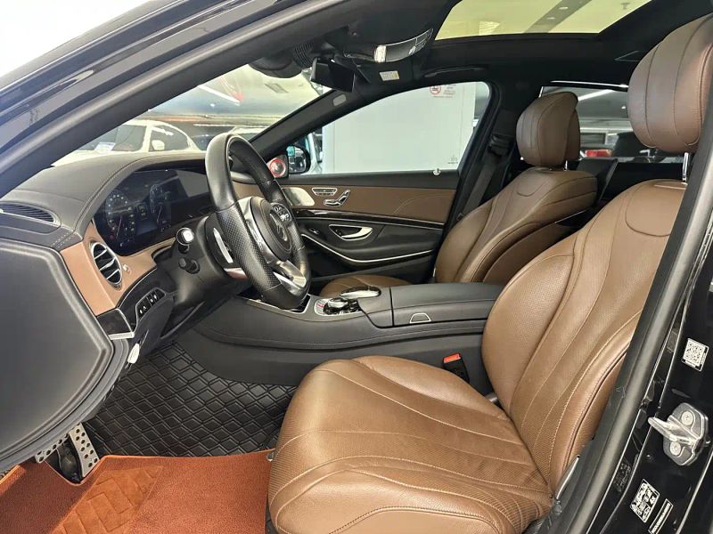 Porsche s-class
