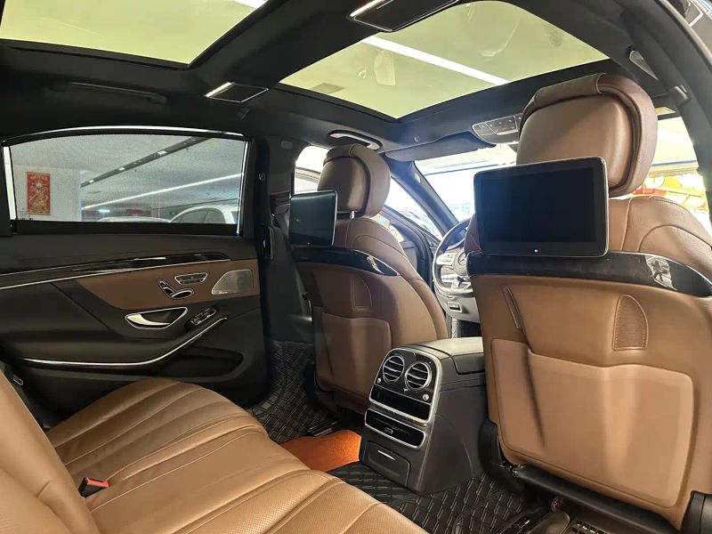 Porsche s-class