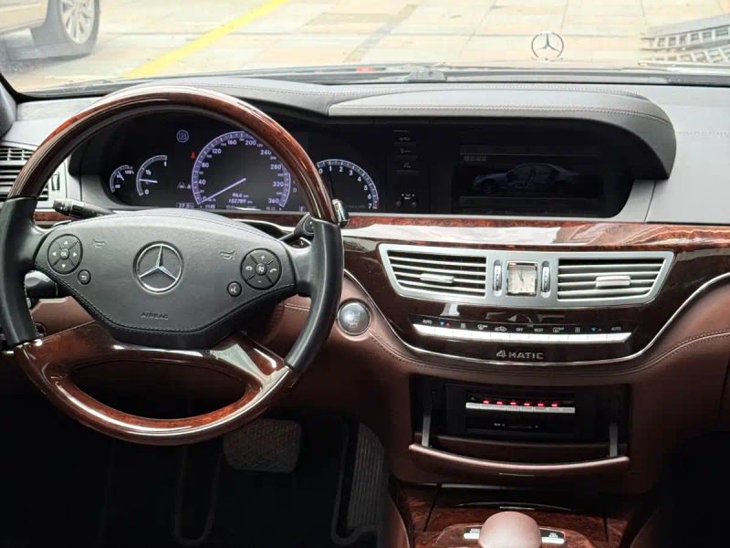Porsche s-class