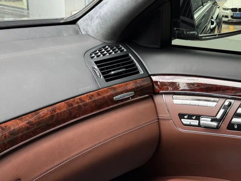 Porsche s-class
