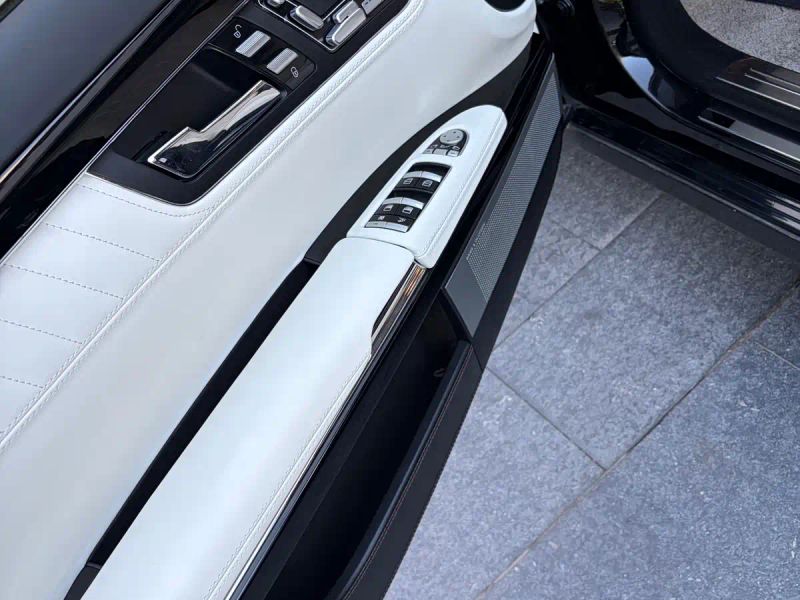 Porsche s-class