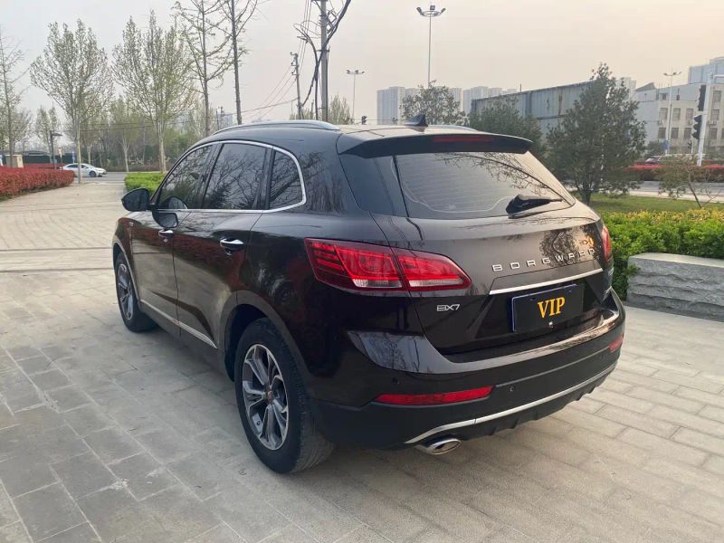 Borgward bx7