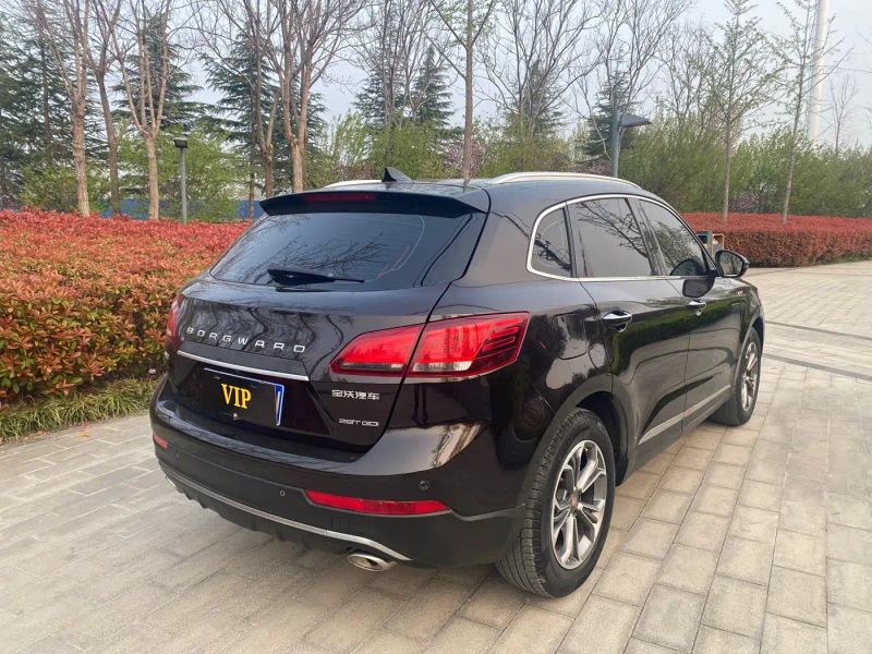 Borgward bx7