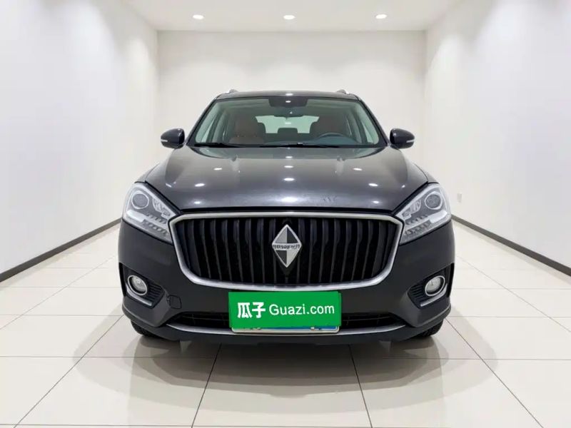 Borgward bx7