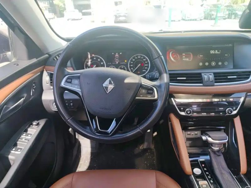 Borgward bx7