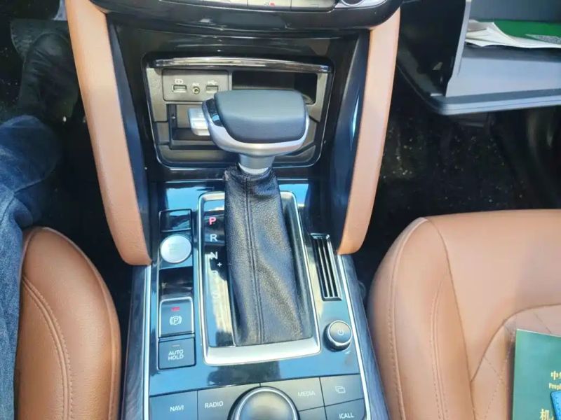 Borgward bx7