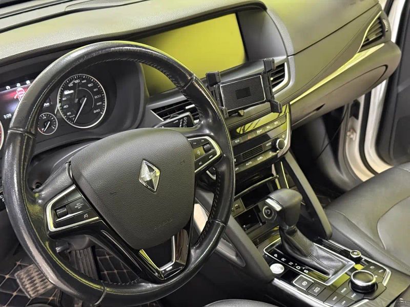 Borgward bx7