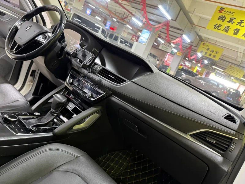 Borgward bx7
