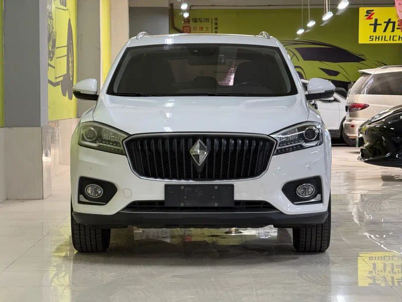 Borgward bx7