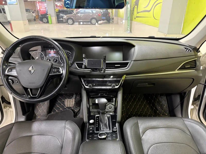 Borgward bx7
