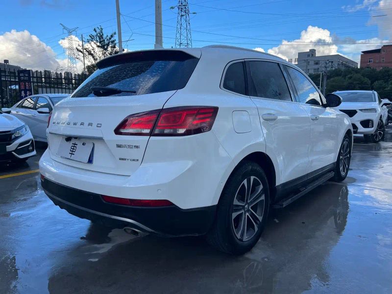 Borgward bx7
