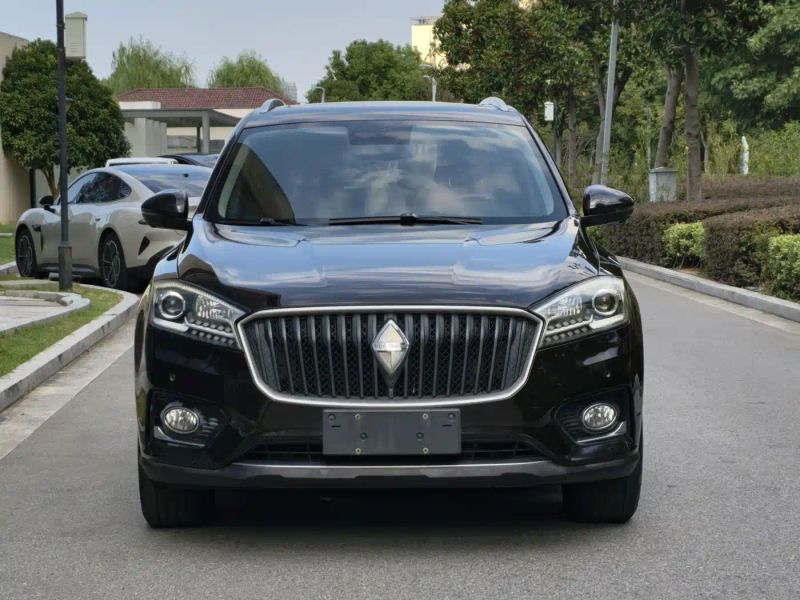 Borgward bx7