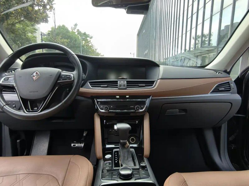 Borgward bx7