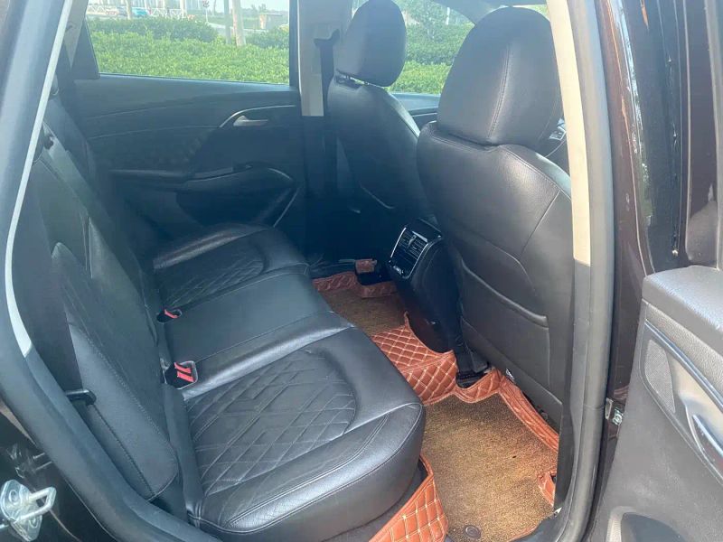 Borgward bx7