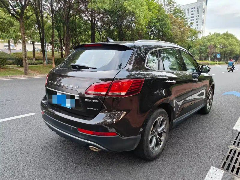Borgward bx7