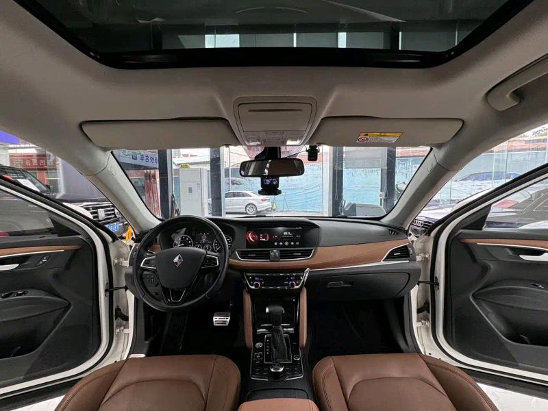 Borgward bx7