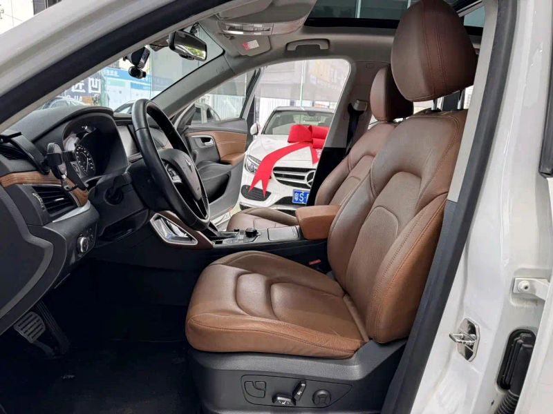 Borgward bx7
