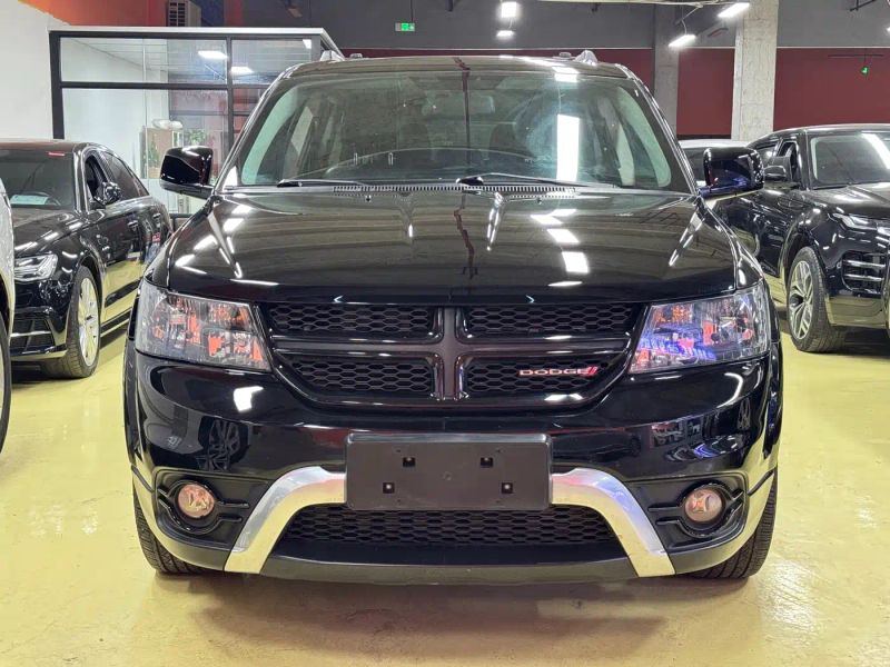 Dodge crossroad