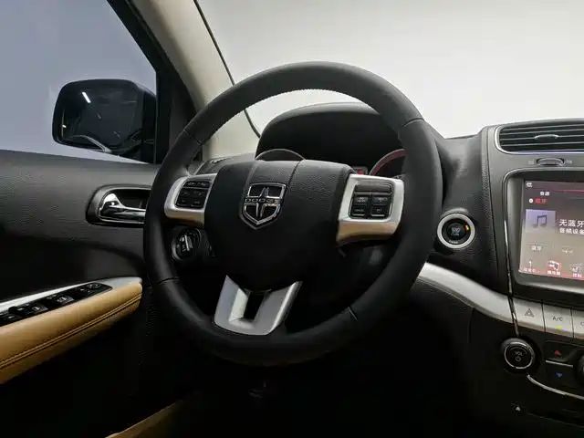 Dodge crossroad