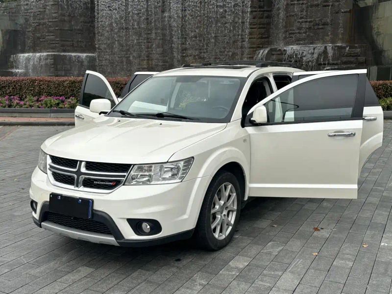 Dodge crossroad