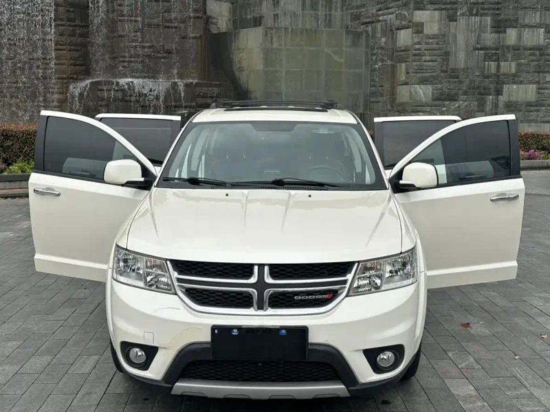 Dodge crossroad