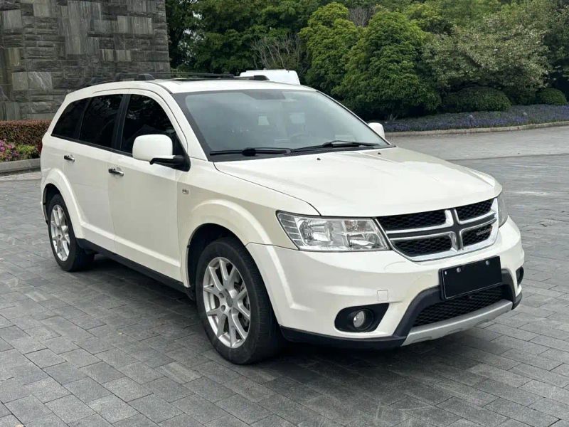 Dodge crossroad