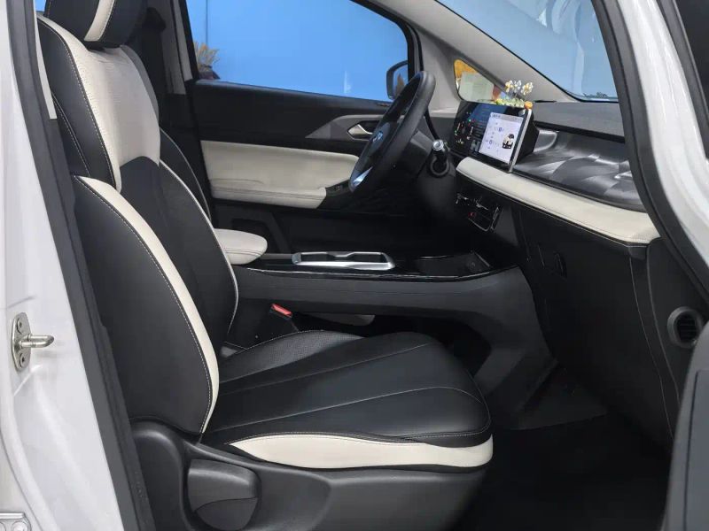 Geely geometry