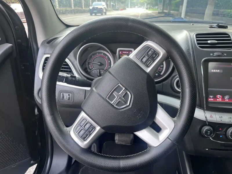 Dodge crossroad