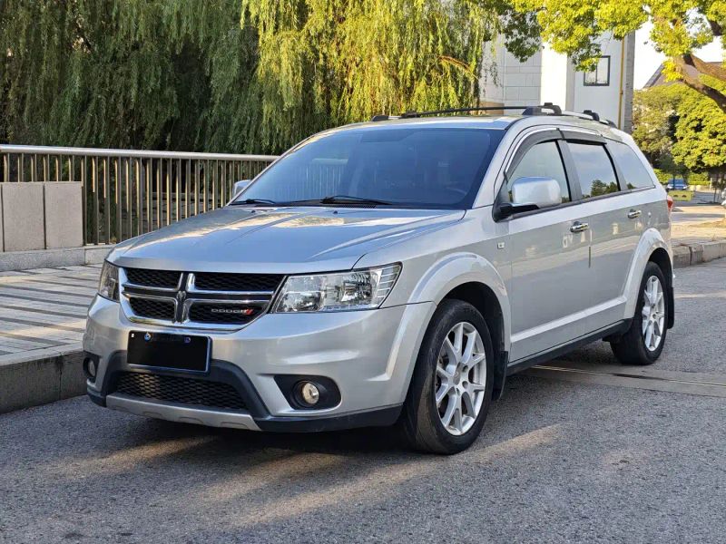 Dodge crossroad