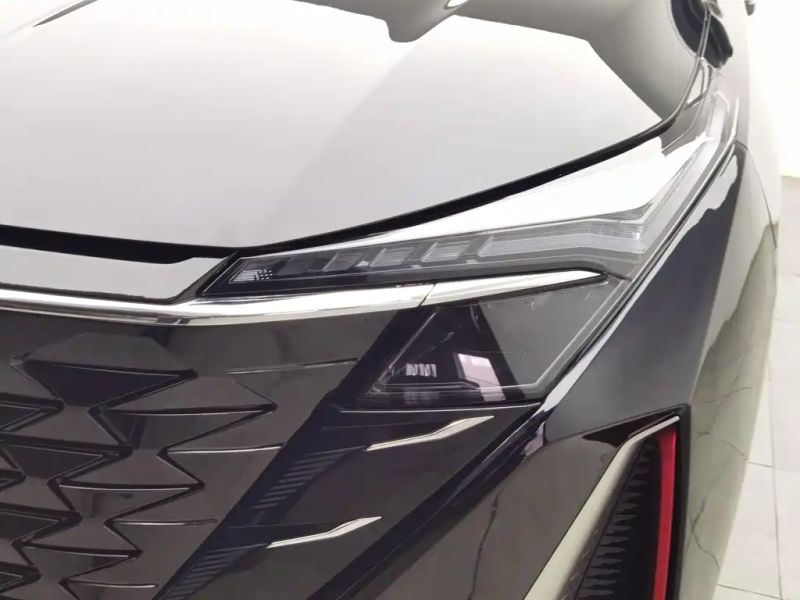 Changan_oshan z6