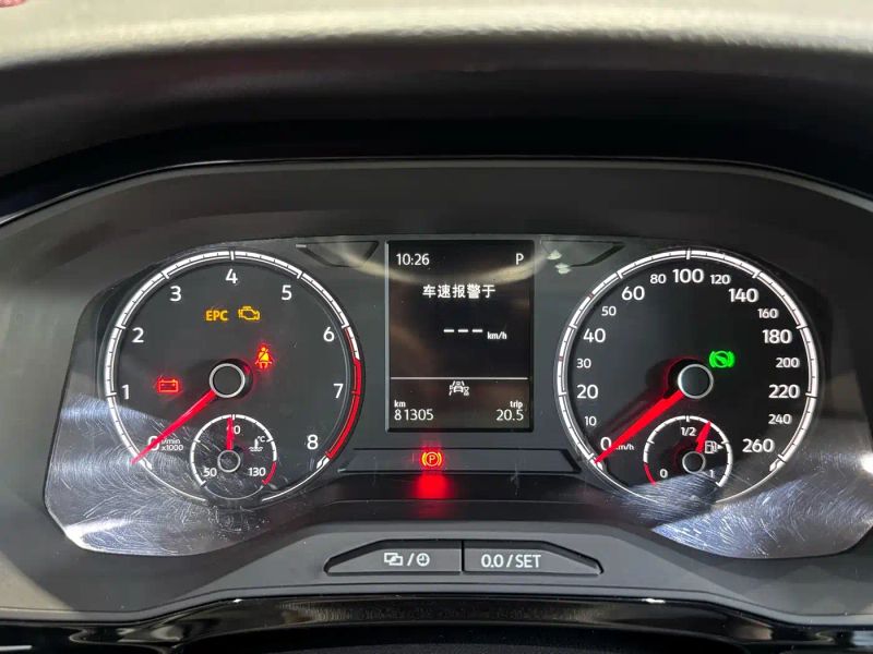 Jetta vs5
