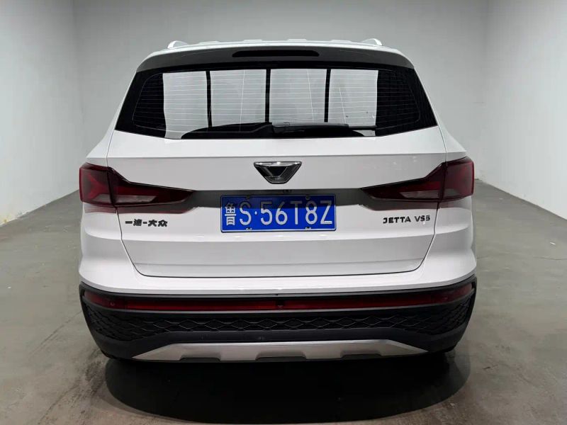 Jetta vs5