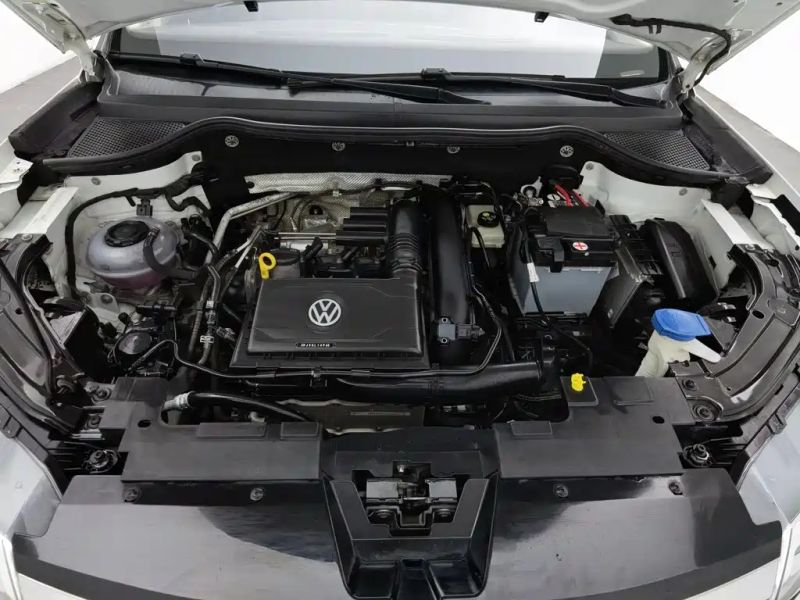 Jetta vs5