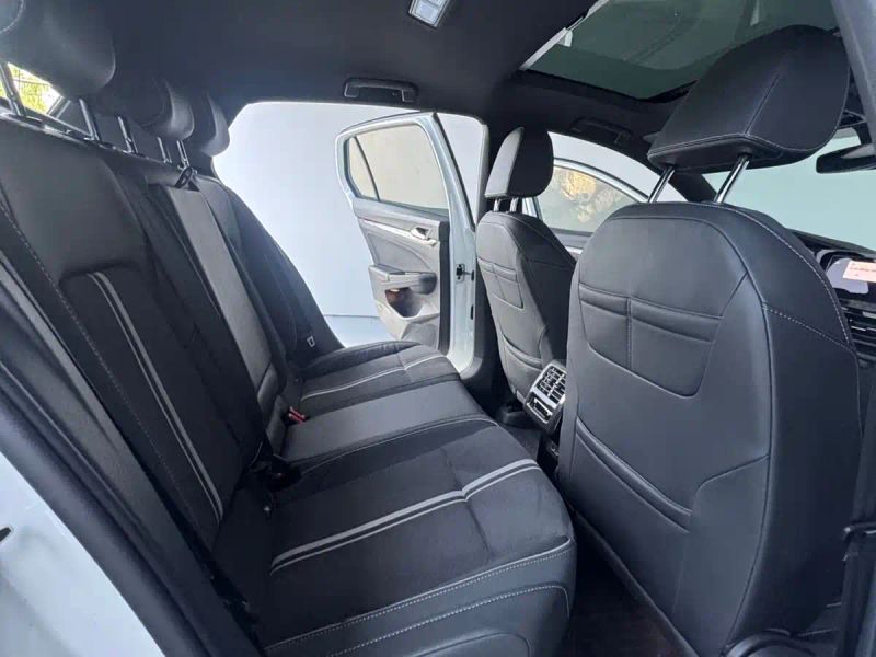 faw-volkswagen golf