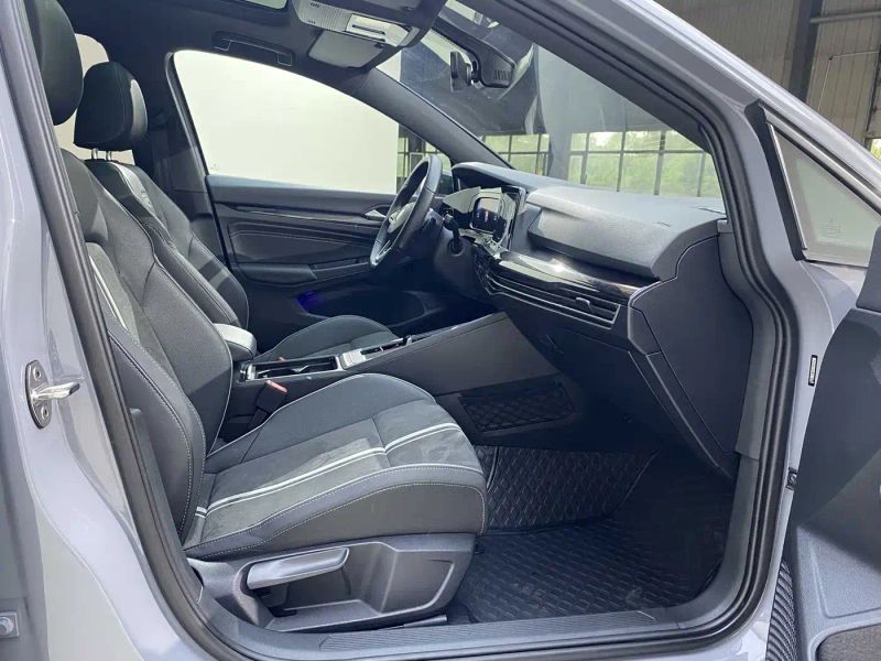 faw-volkswagen golf