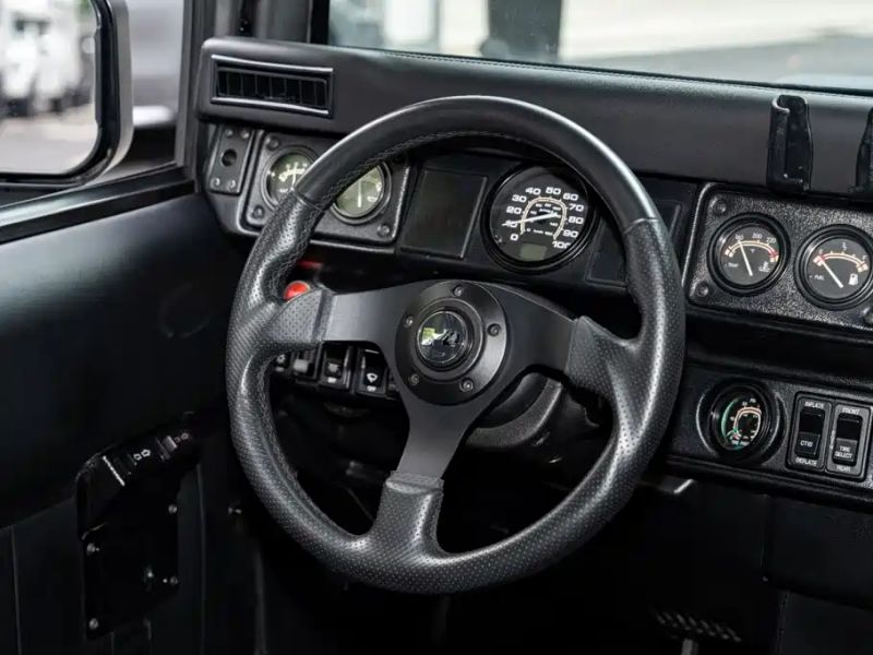 Hummer H2